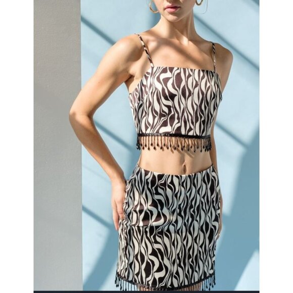 #0727 Papermoon NWT Loretta Printed Satin Crop Top & Mini Skirt Set Sizes S-L - Picture 3 of 5